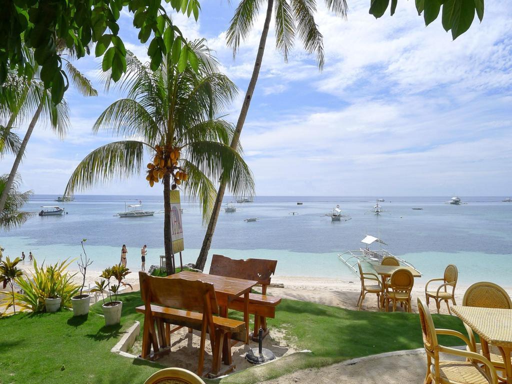Isis Bungalows Hotel Panglao City Exterior foto